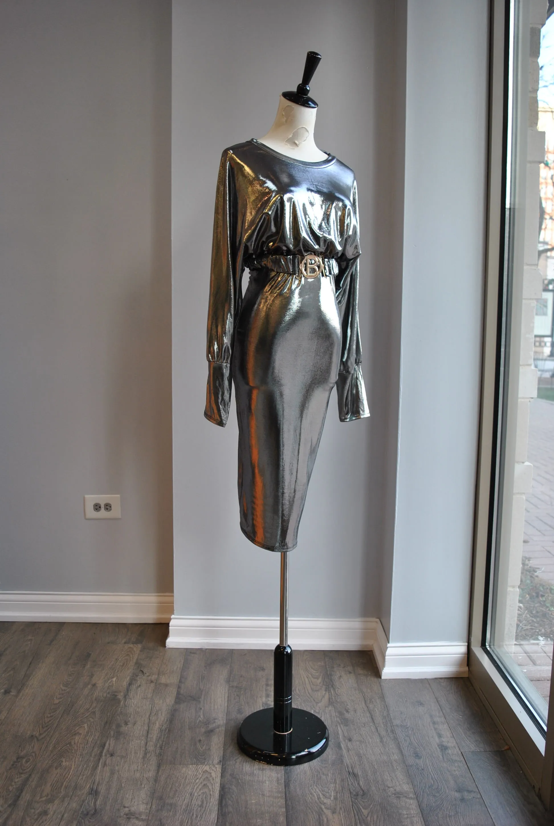 CLEARANCE - SILVER MIDI PARTY DRESS WITH A BELT