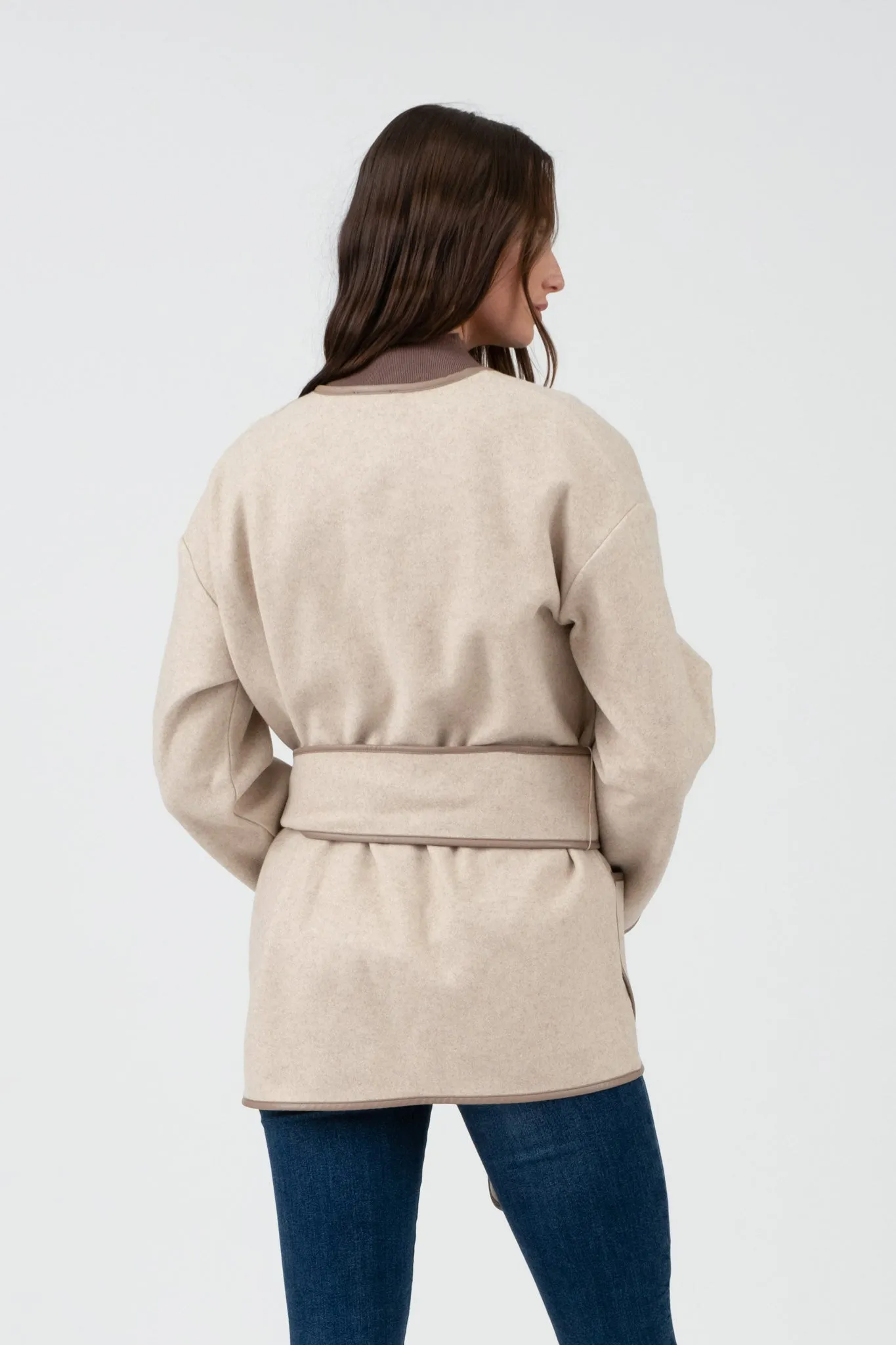 CONTRAST TRIM BELTED COAT