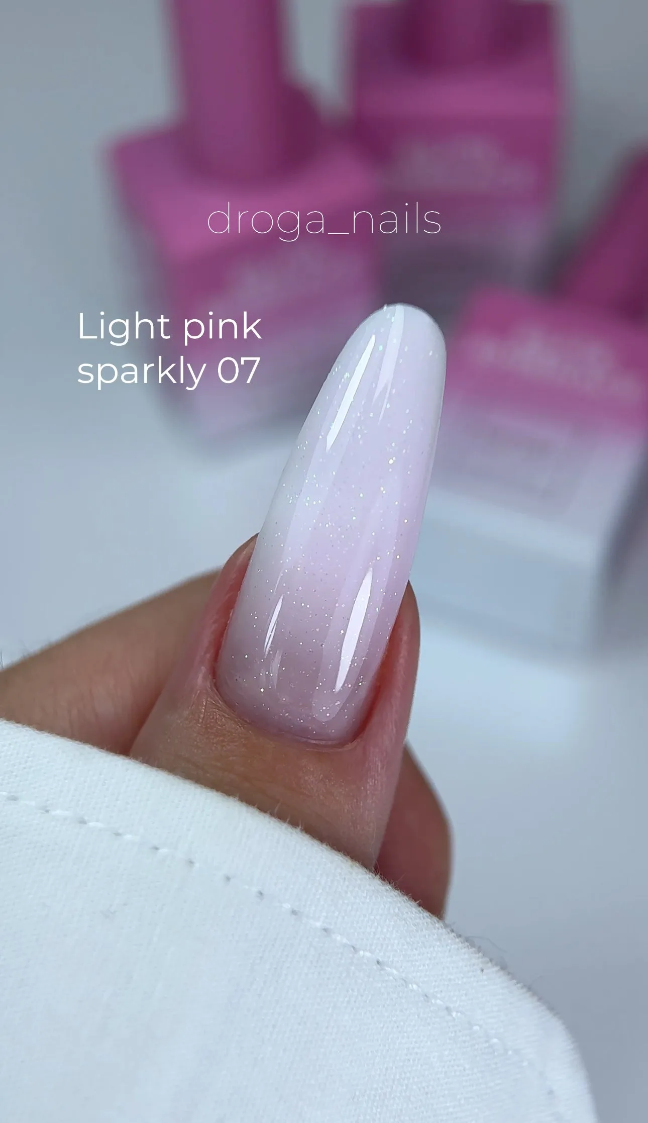 ELITE EMBRACE Professional Top Coat 07 Light Pink Sparkly 15ml ETLPS0715