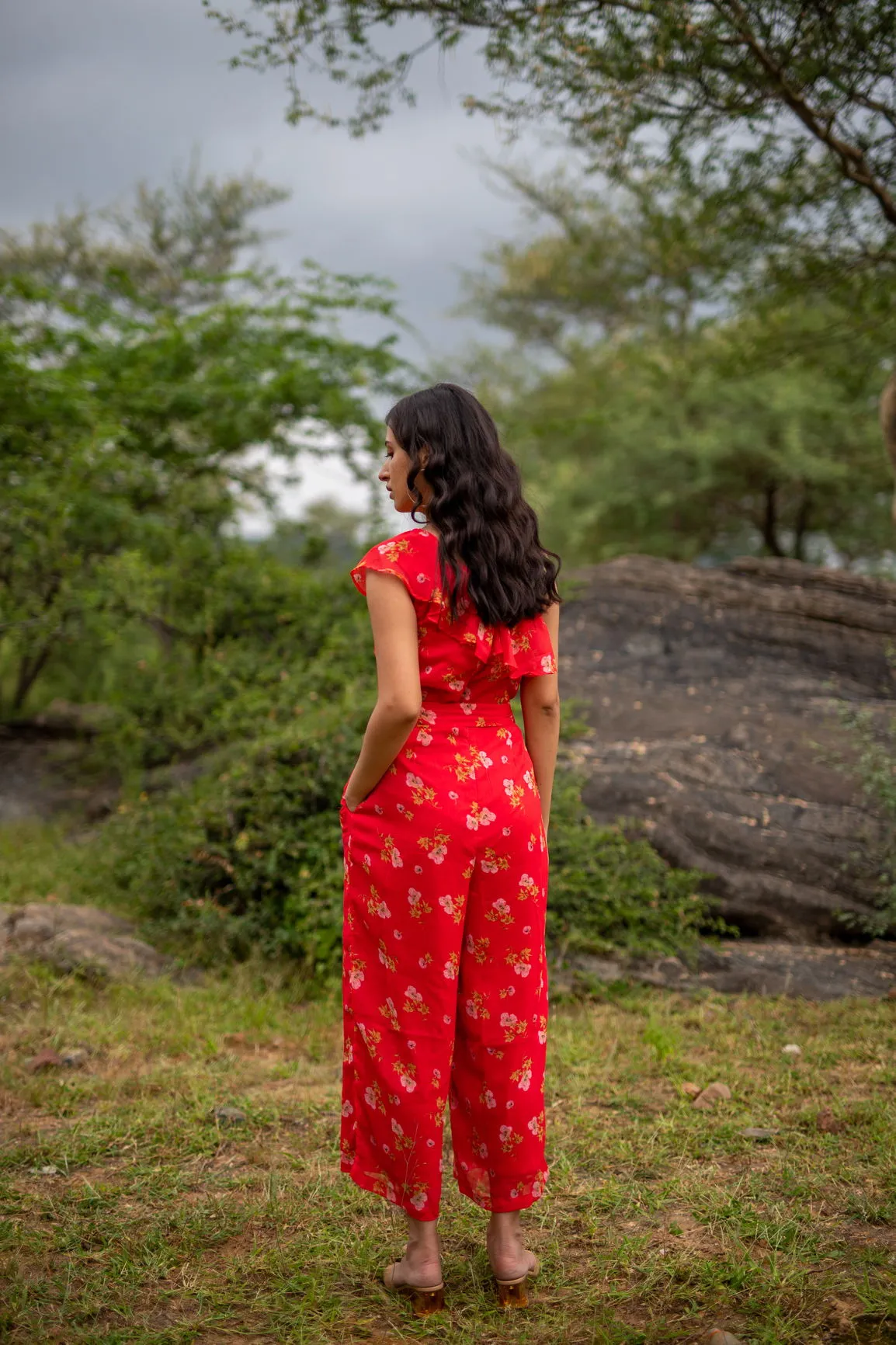 FLORAL ONE-SHOULDER JUMPSUIT