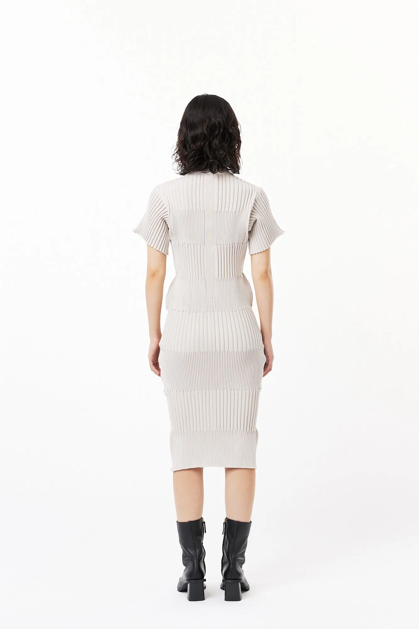FLUTED SHORT SLEEVE SHIRT DRESS