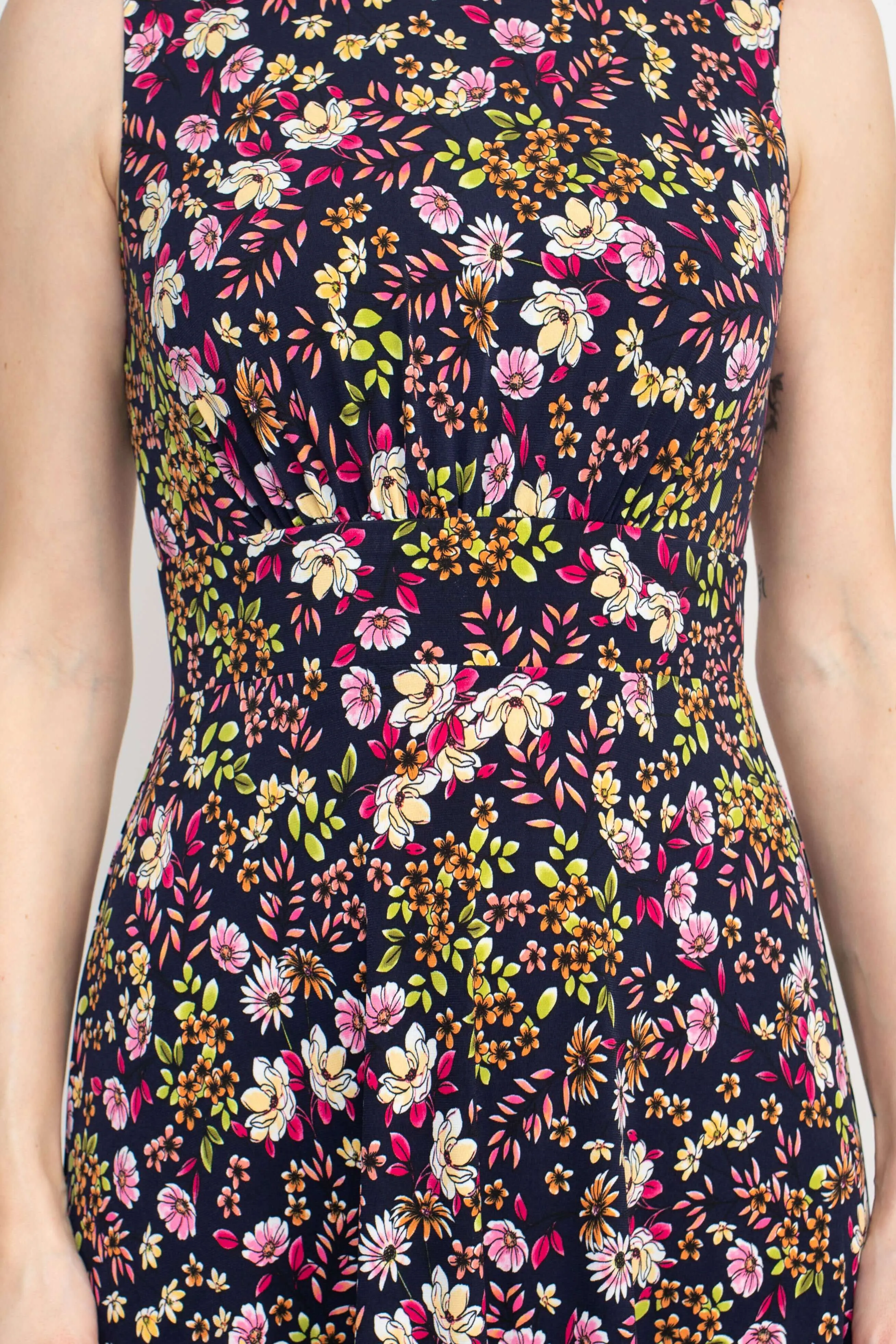 London Times Crew Neck Sleeveless Banded Waist Zipper Back Floral Print Fit & Flare Matte Jersey Dress