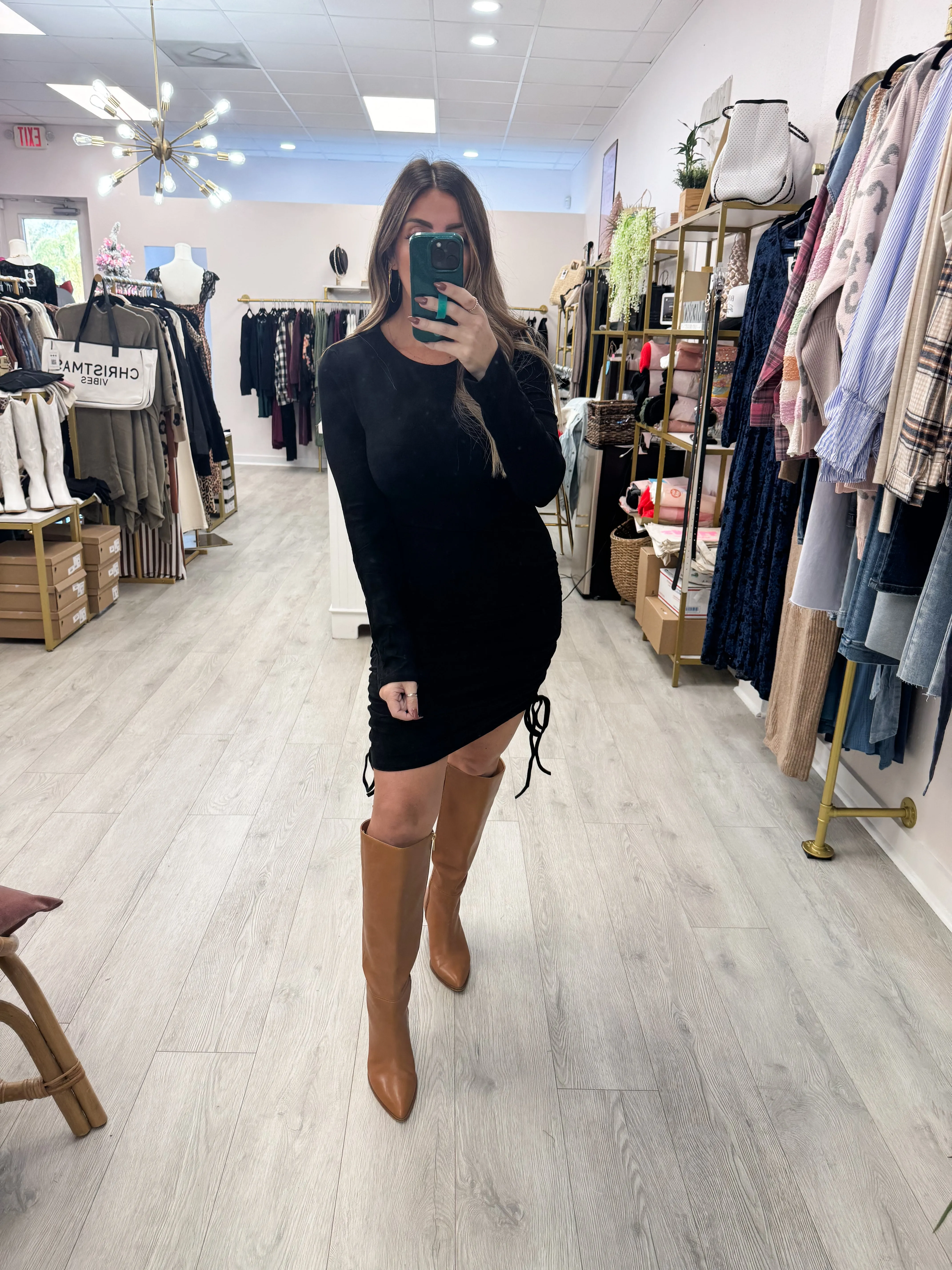 Long Sleeve Stretched Knit Dress