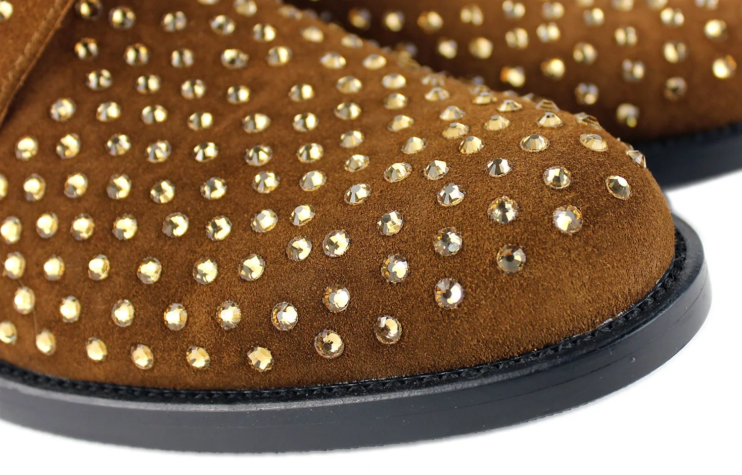 Luxrious Rivet Design Oxfords for Men