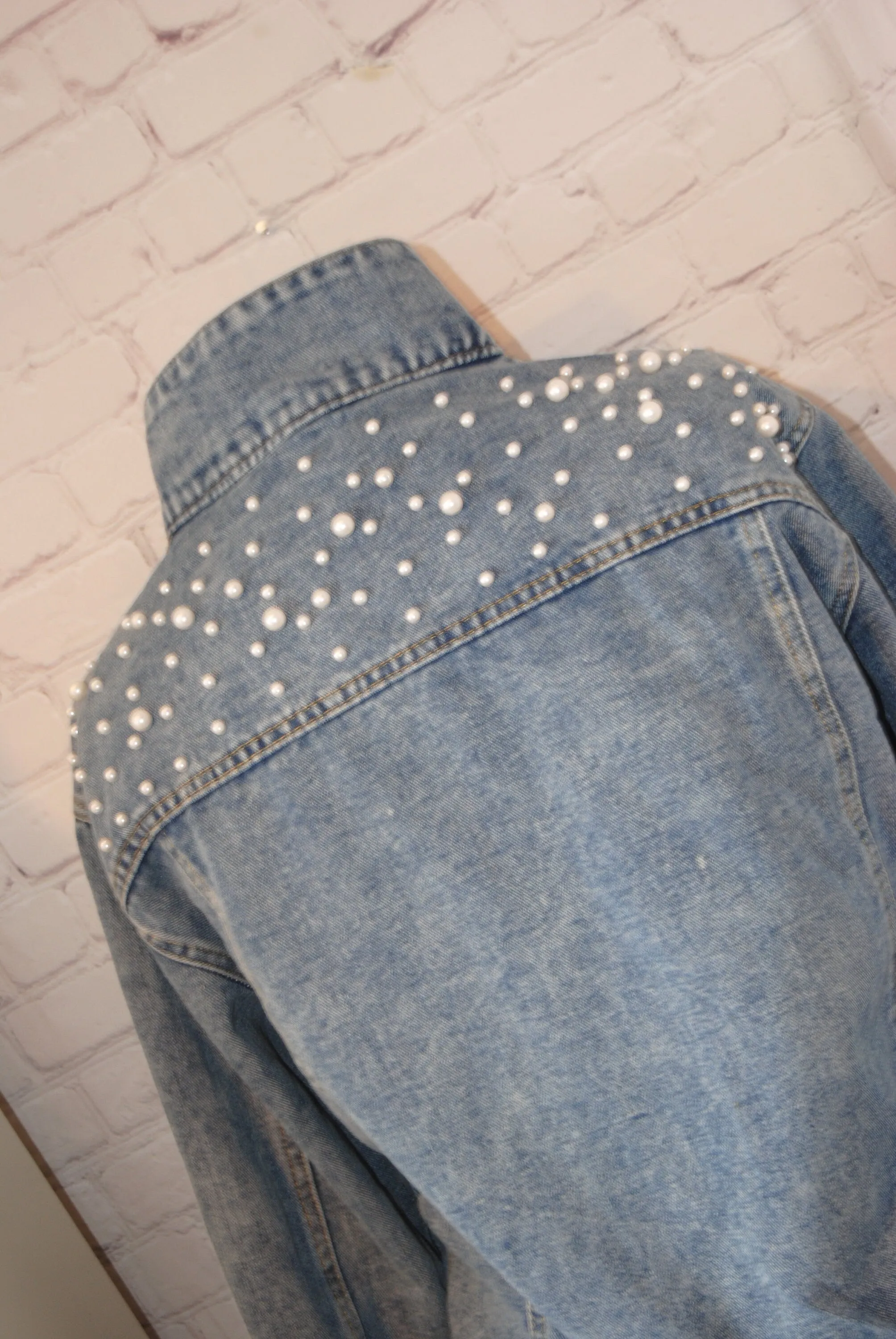 Personalised Denim Jacket, Bride Pearl Jacket, Bride to Be, Just Married, Honeymoon, Hen Party, Wifey Bridal Gift