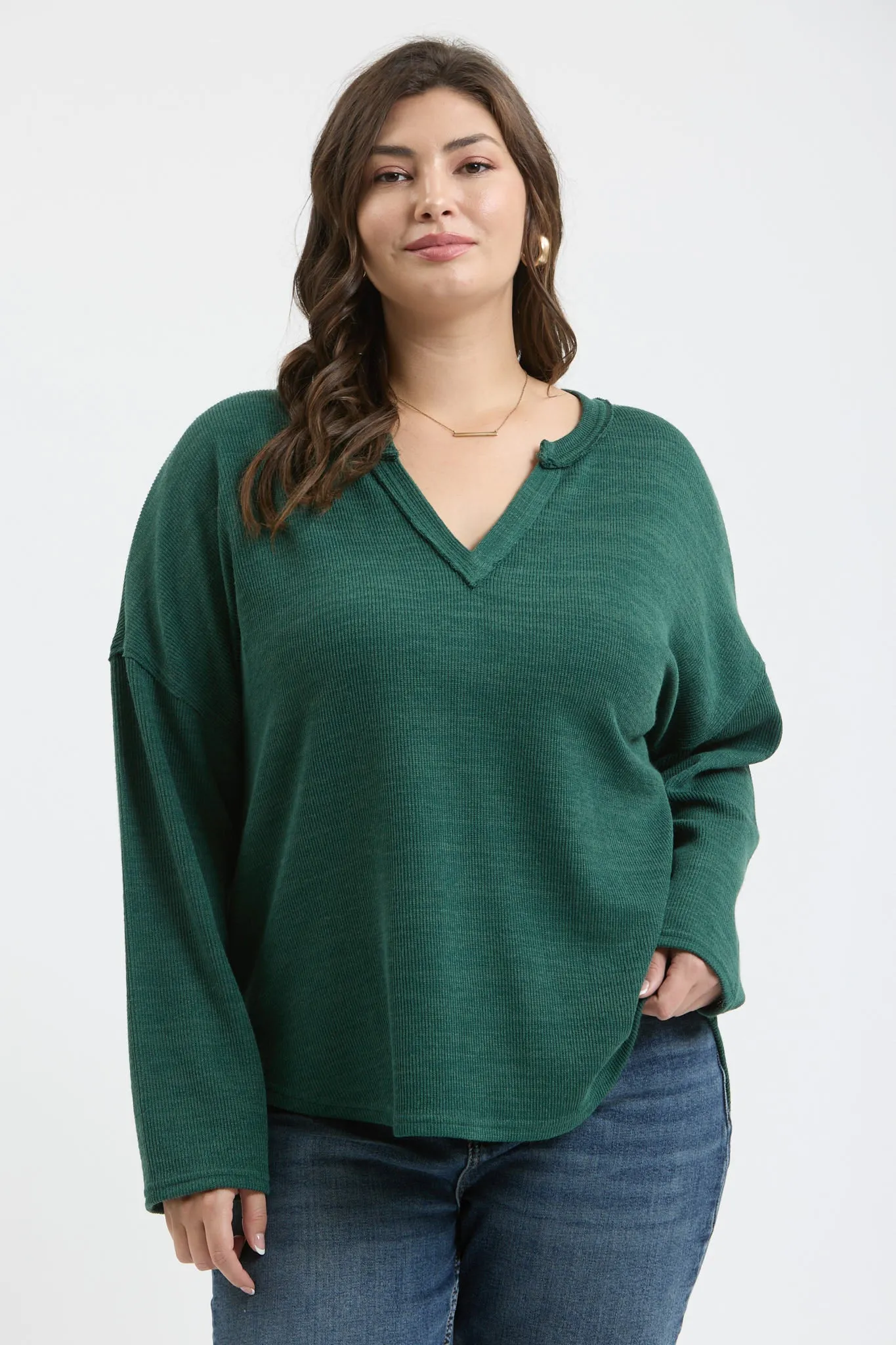 PLUS SOLID NOTCH NECK KNIT TOP