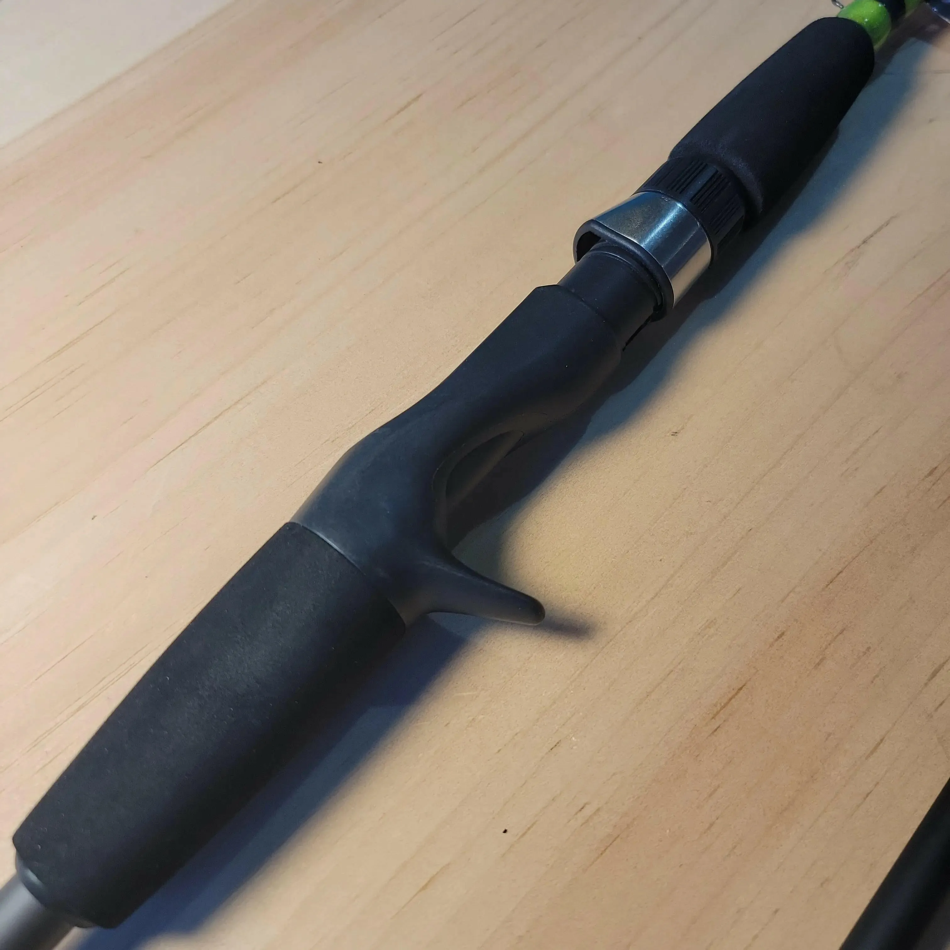Streamside Predator Echo Spincast Rod Med/Hvy 7'2" 2pc