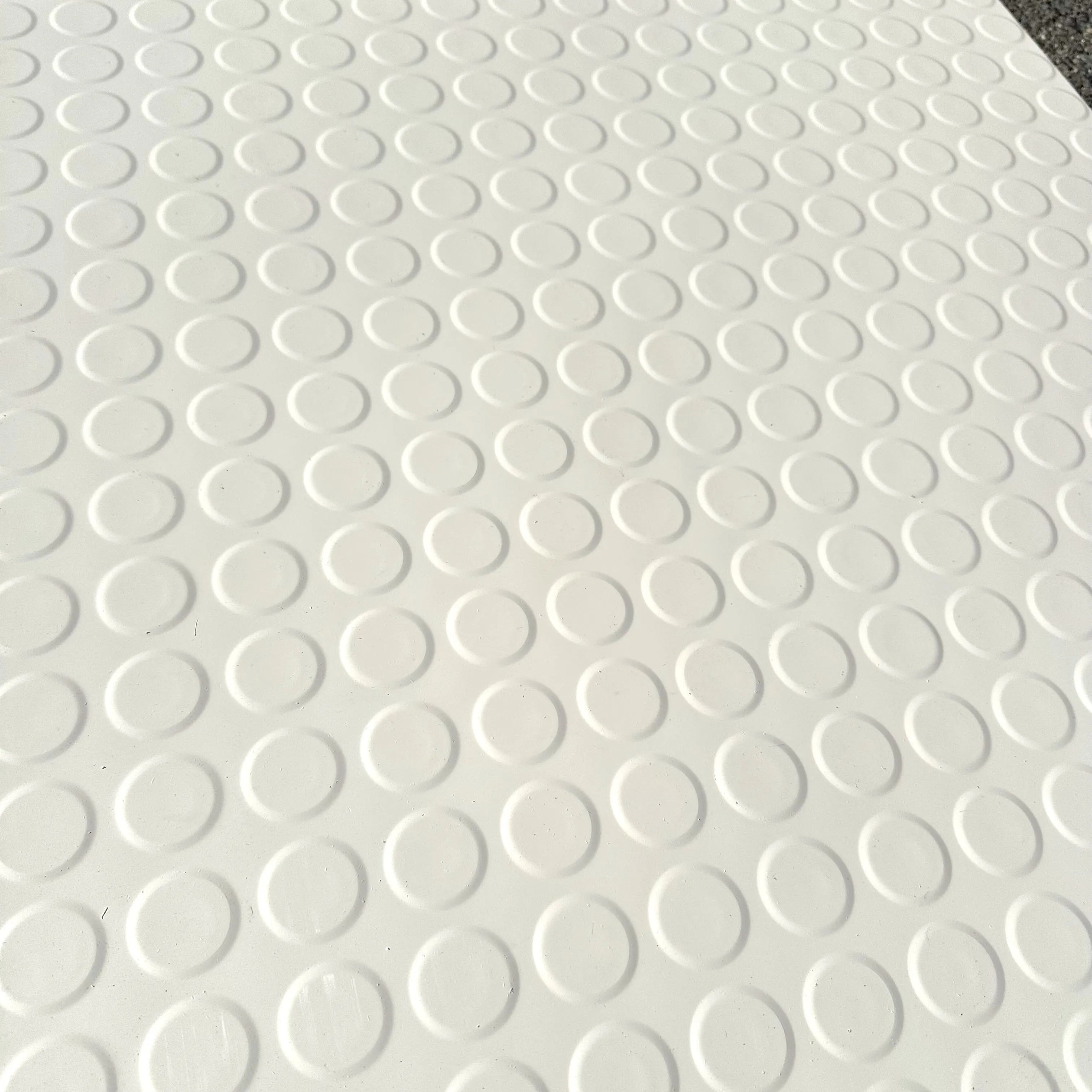 Tarkett | Johnsonite Solid Color Rubber Raised Round 24x24 Tile White